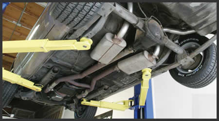 Signs of Transmission Trouble - Lee Myles AutoCare + Transmissions - Hollis